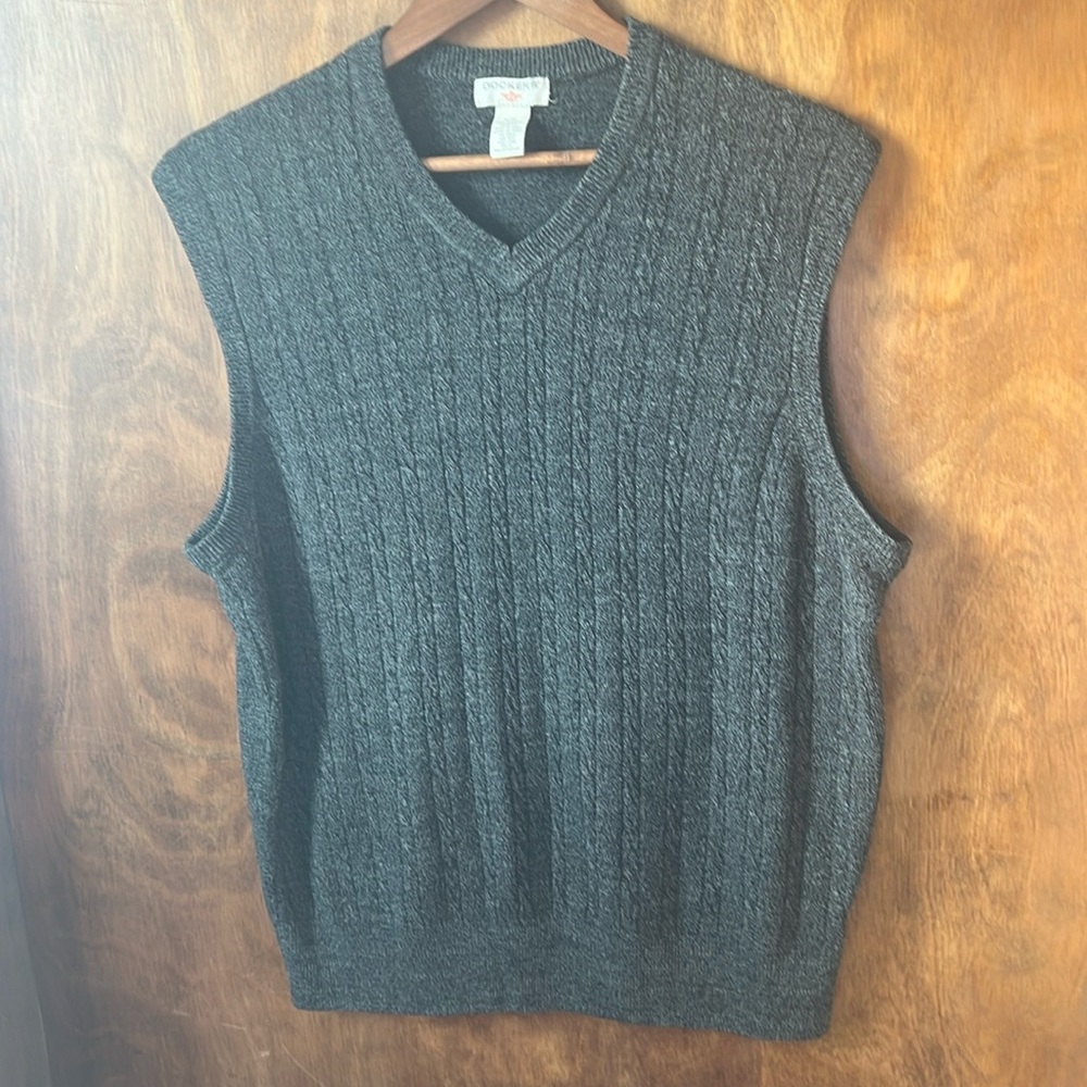 Grey Cable Knit V-neck Vest